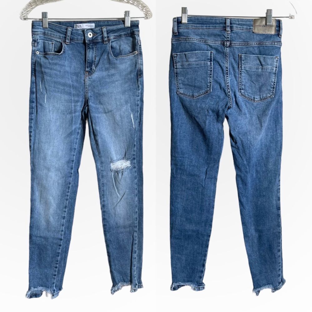 Zara Distressed Medium Wash Skinny Jean - Size 4